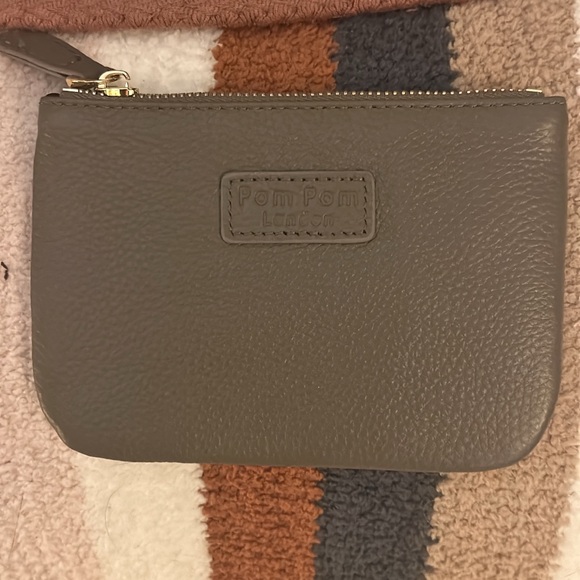 Pom-pom London zipper pouch - Picture 1 of 1
